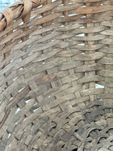 Load image into Gallery viewer, beautiful large oak splint wood basket with handle
