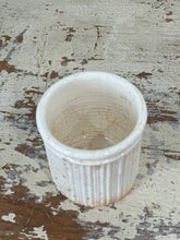 Load image into Gallery viewer, small stained english ironstone maling pot
